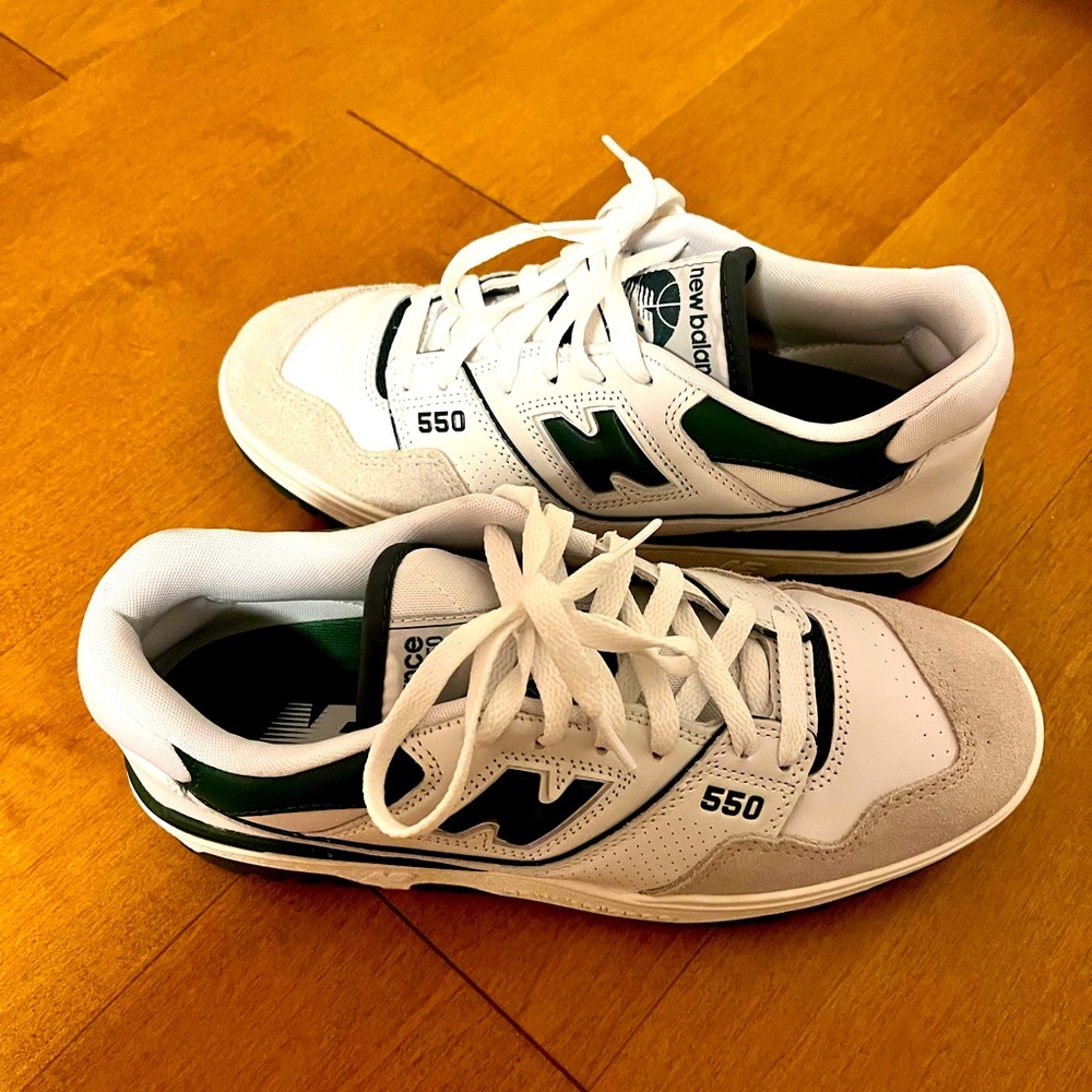 New Balance 550 white/green Men’s Size 8.5